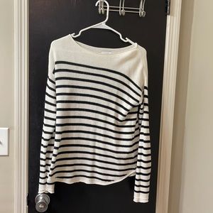 Old navy striped black and white sweater